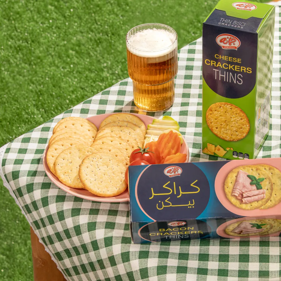 Cheese Cracker  with Cheese Powder Jomaneh